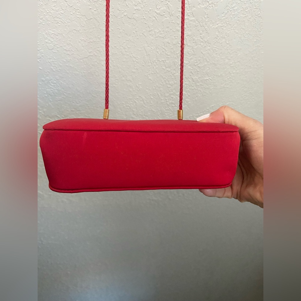 Vintage Elegant Red Clutch/ Crossbody Bag Gold Tone Hardware - Picture 8 of 16